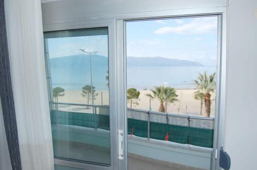 Sea View Marina Apartment Vlore in Влёра