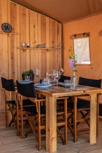 Safari tent with private pool in Albufeira