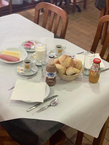 ห้องอาหาร, Kualquer Koisa in ตอนเดลา