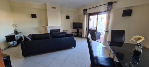 401 - T2 Apartment - Oura - Sea View