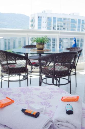 Balcony/terrace, QUARTO EM CONDOMINIO DE LUXO NA BARRA DA TIJUCA near Bar Do Sargento