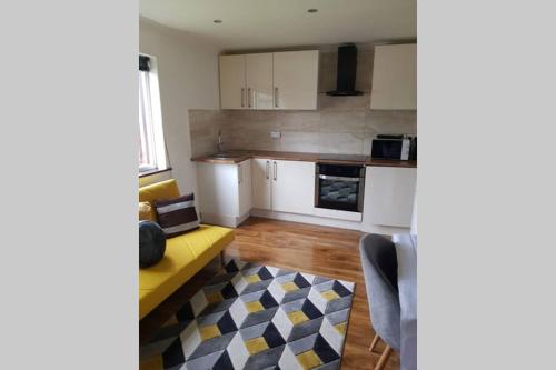 Elgin Road Apartment, Croydon, Surrey