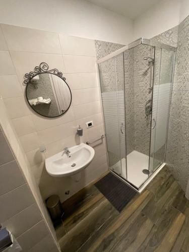  Exclusive Rooms in Trinitapoli