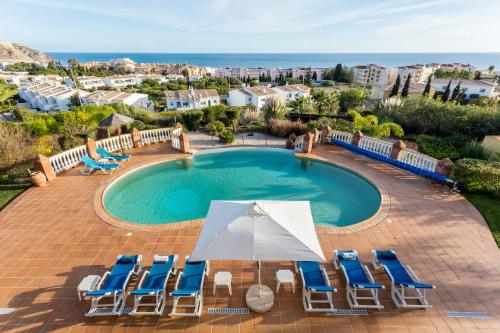 CoolHouses Algarve Luz, 5 bed villa & pool, Casa N