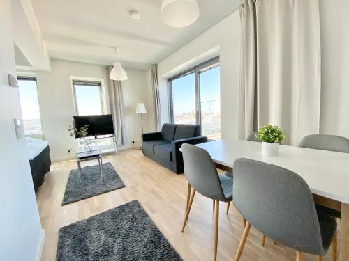 City Home Finland Studio Suite - Great City Views and Perfect Location next to Railway Station Tampere