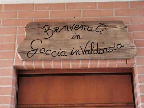 Goccia in Valdorcia Smart Home - Tap to explore photos