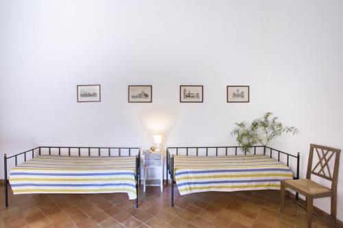 Quadruple Room image 4