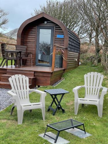 Vista exterior, Sea and Mountain View Luxury Glamping Pods Heated in Holyhead