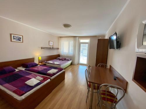 Apartmanovy dom Flora