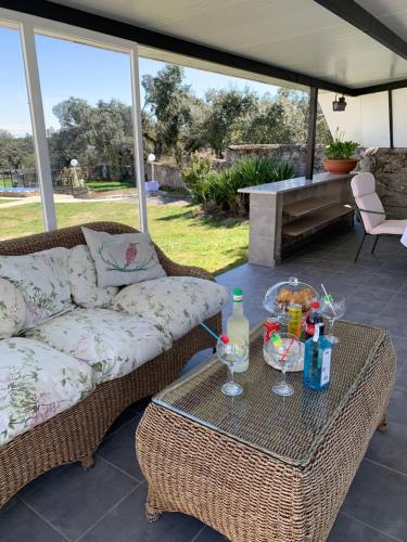 Villa Entre Encinas in Moralina