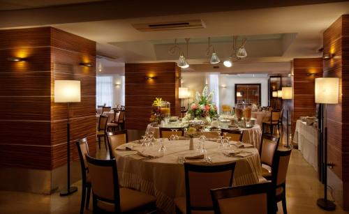 餐廳, 維吉里歐大酒店 (Virgilio Grand Hotel) in 斯佩隆加