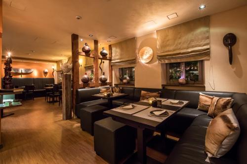 酒吧/高級酒吧, 農家小憩酒店 (Farmerhaus-Lodge) in 大烏姆施塔特
