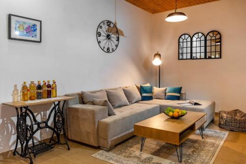 House Camellia with fenced pool and playground in Bristivica