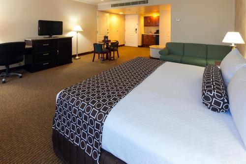 Best Western Plus Nuevo Laredo Inn & Suites in Nuevo Laredo