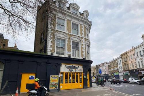 Two Bedroom Garden Flat in Zone 2 London, Londýn (fotografie 6)