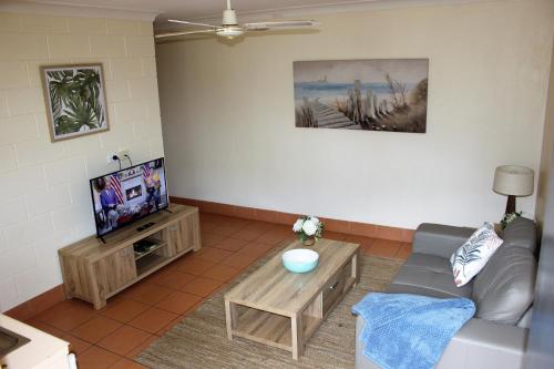 Lake Central Cairns Room Type - Quadruple Room