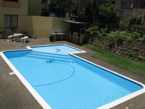 Swimming pool, Maupa Sea View Margate Sun in Margate