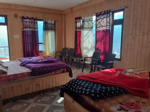Shiva Mountain Restaurant and Guest House