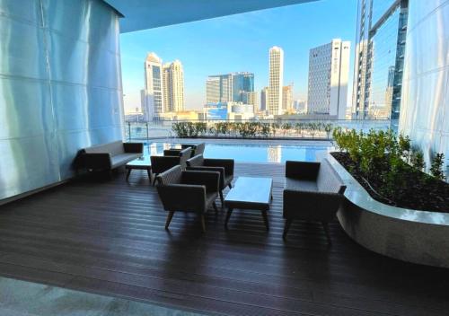 RH- Modern & Spacious Downtown Pad, near to Dubai Mall