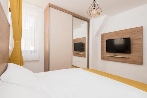 Vila S6 - image 8