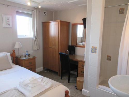 Beaumont House - image 11