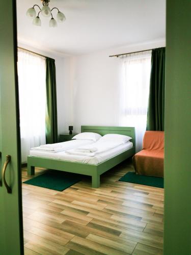 Superior Quadruple Room image 7