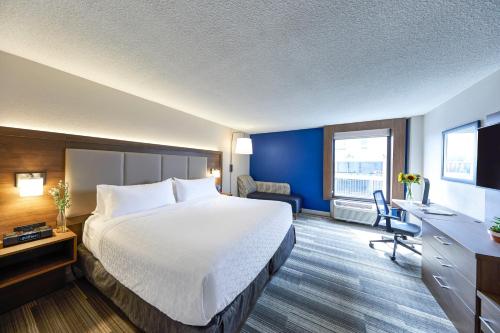 Holiday Inn Express Nashville-Downtown - Broadway by IHG in Nashville, USA
