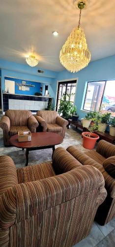 Regency Travel Inn