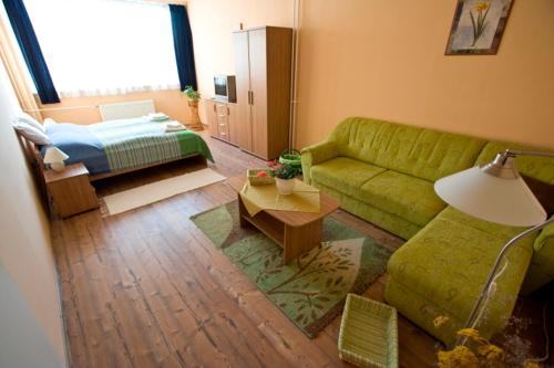 Vasvirág Hotel in Celldömölk