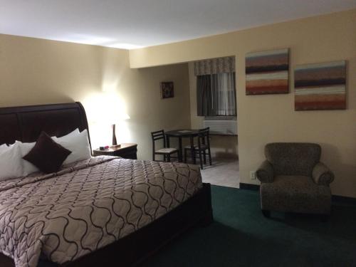 Pacer Inn & Suites Motel in Delaware, USA
