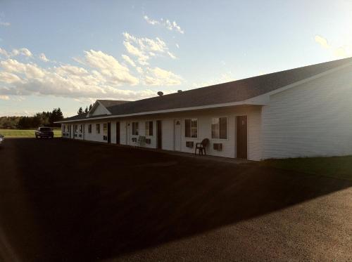 Village Inn Motel in Chatham, USA