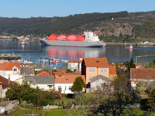  Ático tipo Loft centro de Mugardos in Ares