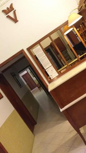 Hotel Vittorio Veneto - image 14