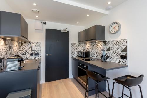 Destiny Scotland Market Street Apartments - image 2