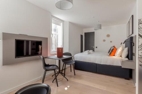 Destiny Scotland Market Street Apartments - image 14