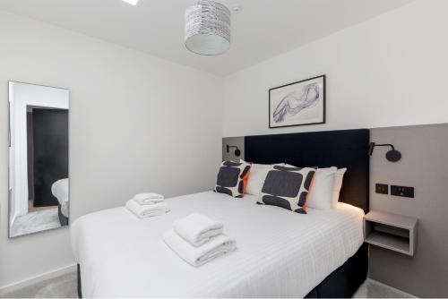 Destiny Scotland Market Street Apartments - image 8