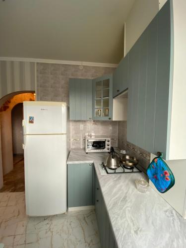 Apartments na Roze Vetrov - image 5