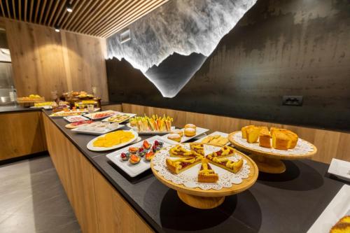 Hotel Bucaneve - image 2