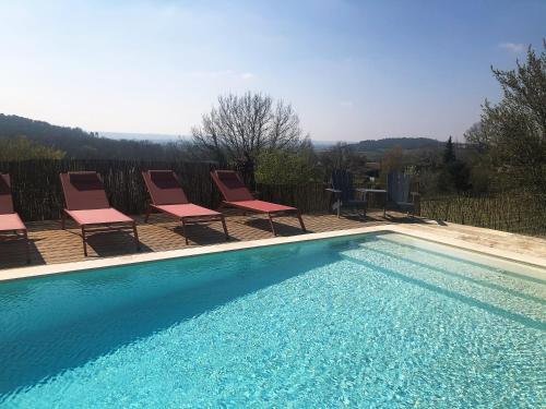 Swimming pool, Chateau Haut-Clarise in Belves-de-Castillon