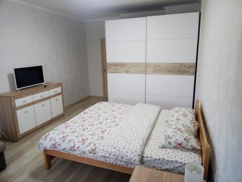 MEGACITY APARTMENT - image 6