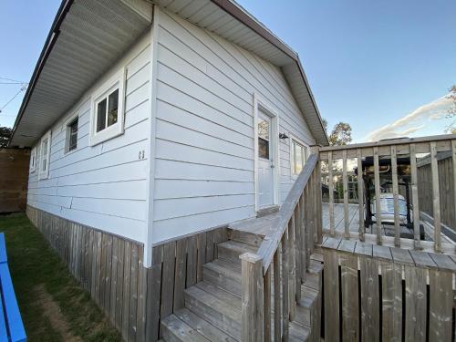 2 bedrooms, 4 beds