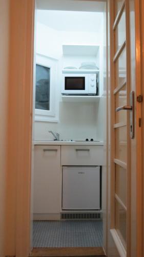 Studio Dolac Centar - image 11