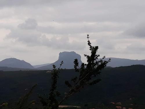 CHALÉ DAS FLORES - VALE DO CAPÃO