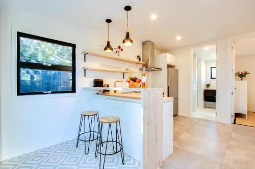 ฝักบัว, Beach and Vineyard Escape - Haumoana Beach Home in ฮอโมอานา