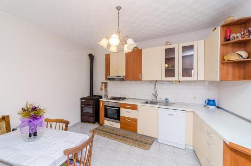 ห้องครัว, Apartments Rasica Molunat in โมลูนัต