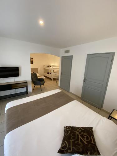 Hôtel L'Oliveraie - image 12