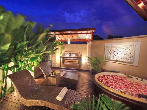 カニシカ ヴィラズ16