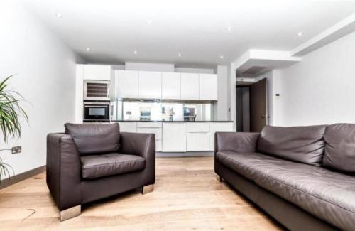 New Luxury Mayfair 1 Bedroom Apartment, , London