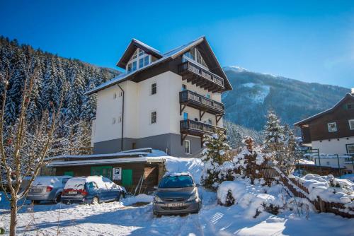 Chalet Enzian by AlpenTravel