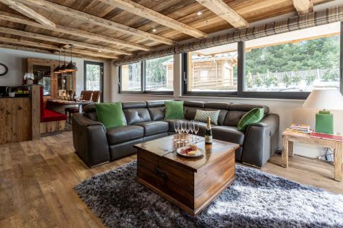 Three-Bedroom Apartment image 6